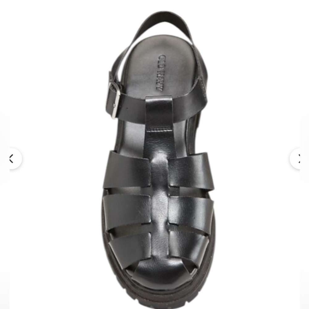 Old Navy NWOT Chunky Black Leather Fisherman Sandals